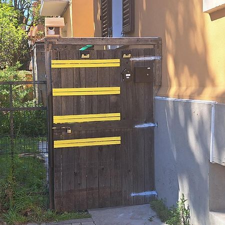 Fiera Bolognina - Komodo - Appartamento Completo Con Giardino E Parcheggio Privato Bolonia Exterior foto