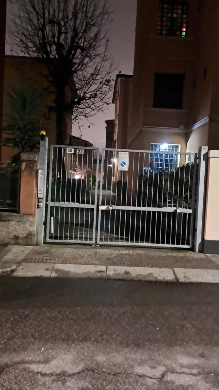 Fiera Bolognina - Komodo - Appartamento Completo Con Giardino E Parcheggio Privato Bolonia Exterior foto